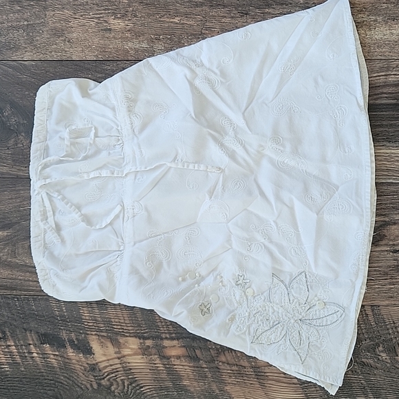 orb Tops - White Strapless Top